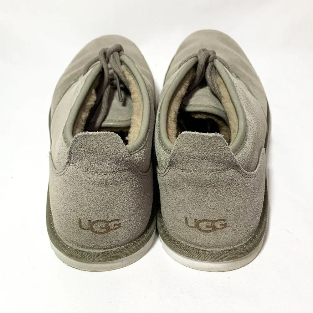UGG Men Boots Size 10 *